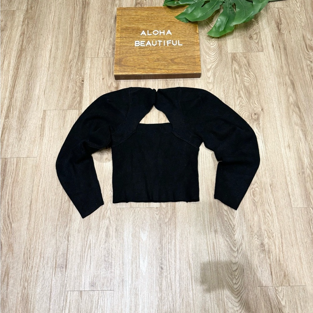 Fate Cut Out Black Sweater - Picture 4 of 4